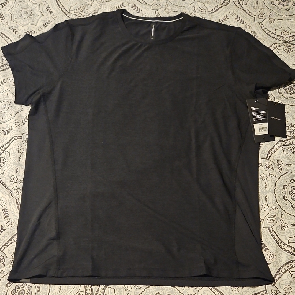 Ten Thousand Black Men's Short Sleeve Tee